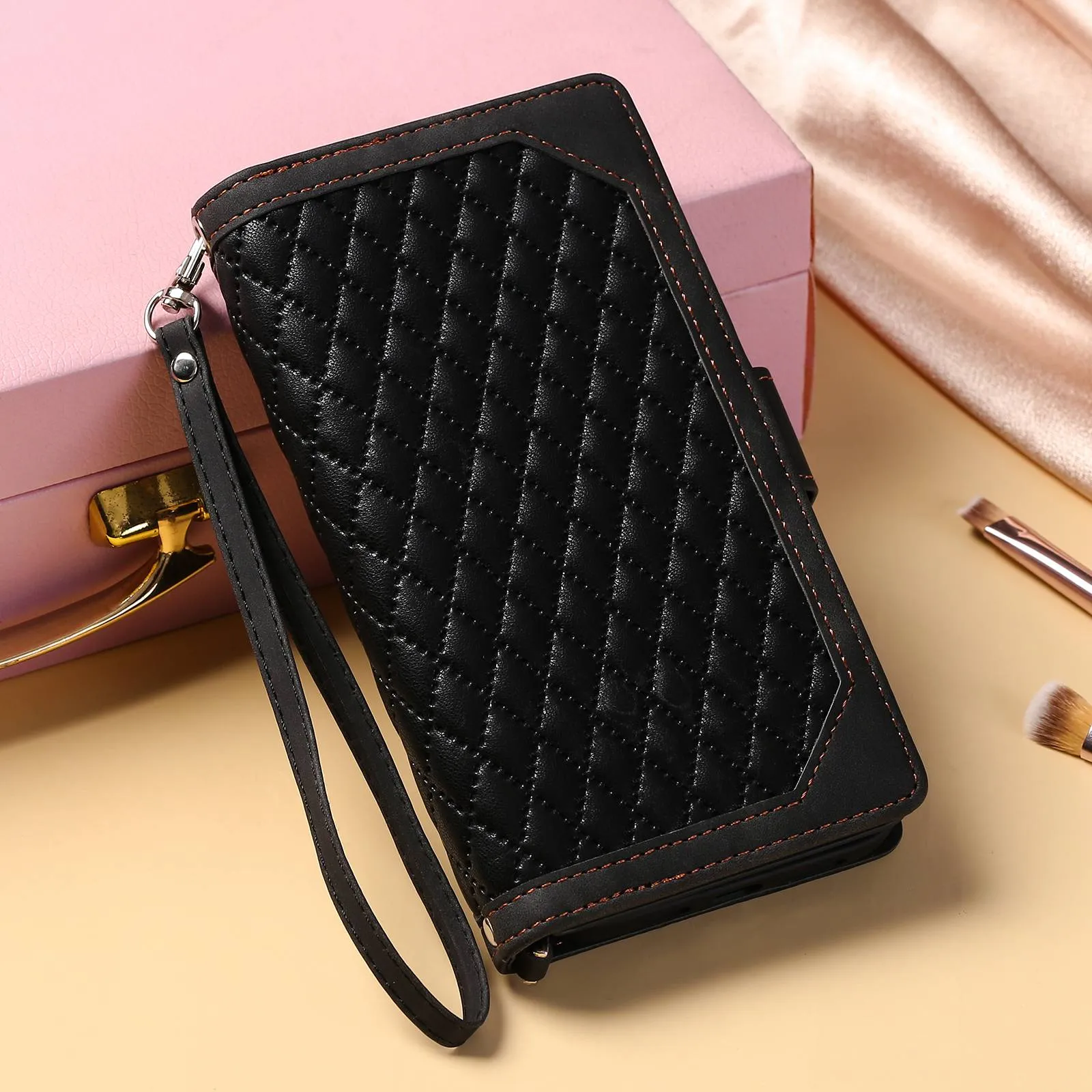 005 Style for Samsung Galaxy A32 5G / M32 5G Zipper Pocket Design Phone Stand Wallet PU Leather Cover Rhombus Texture Protective Case Shell with Strap