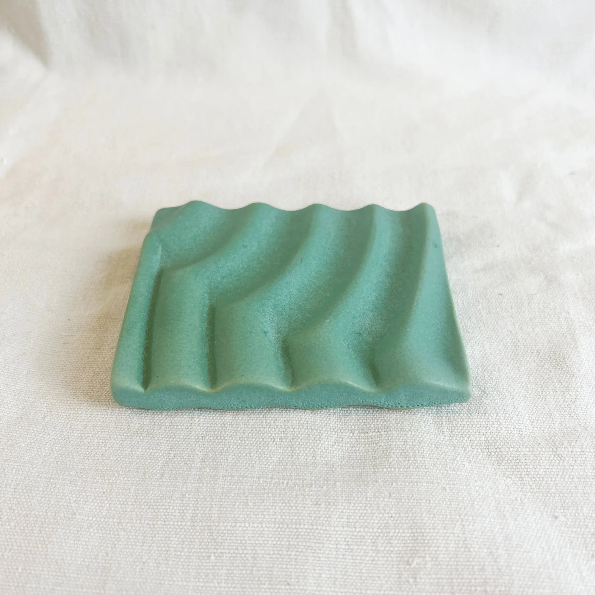 BIMAL Stoneware Ridged Rectangular Soap Dish (WS)