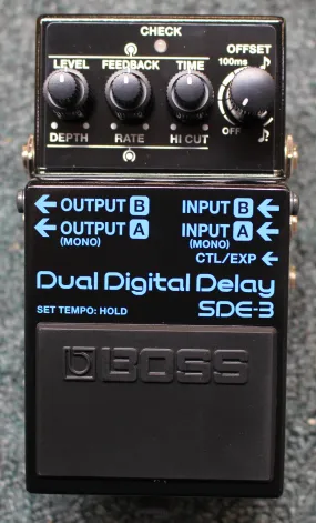 Boss SDE-3 Dual Digital Delay Guitar Effects Pedal