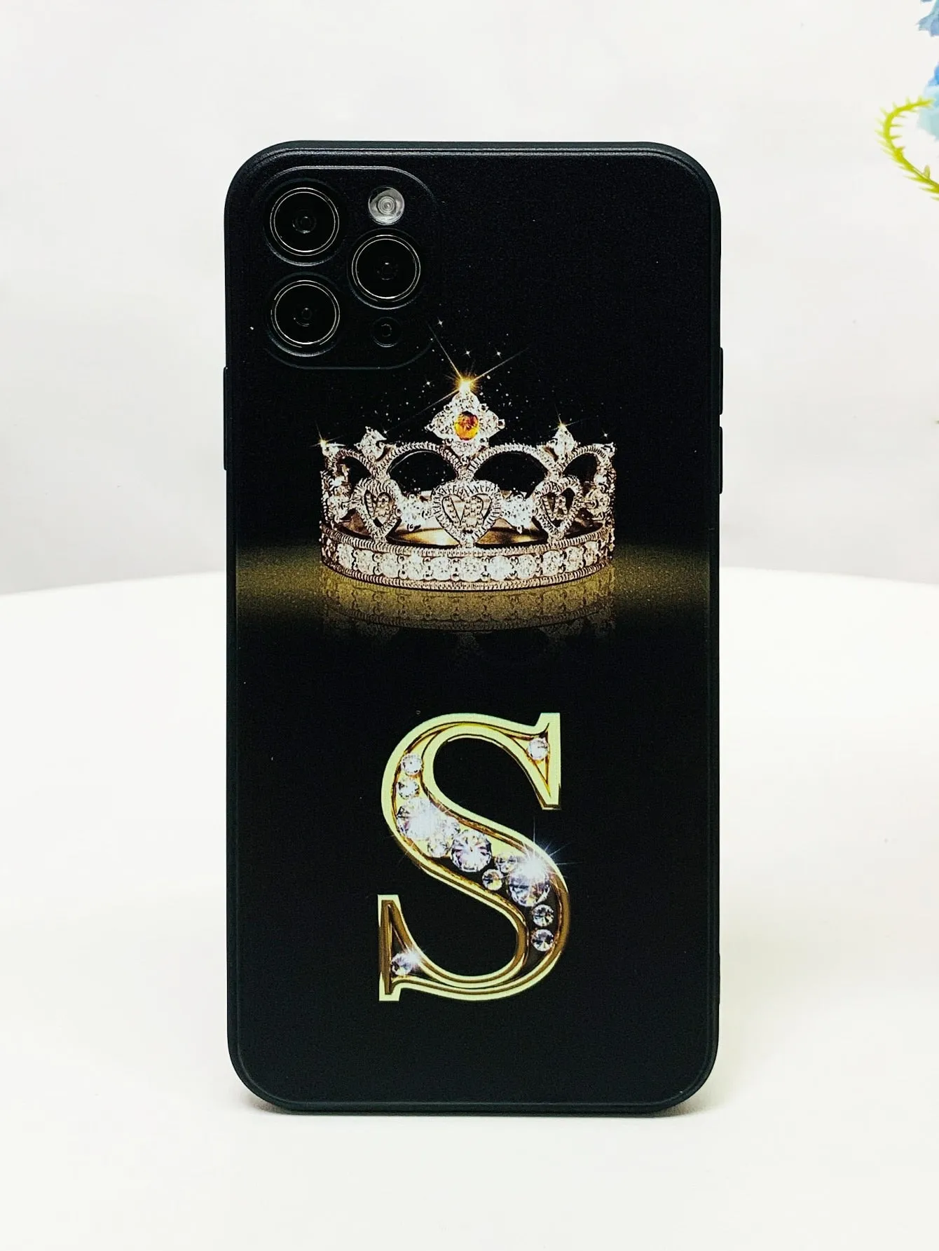 Crown & Letter Graphic Phone Case