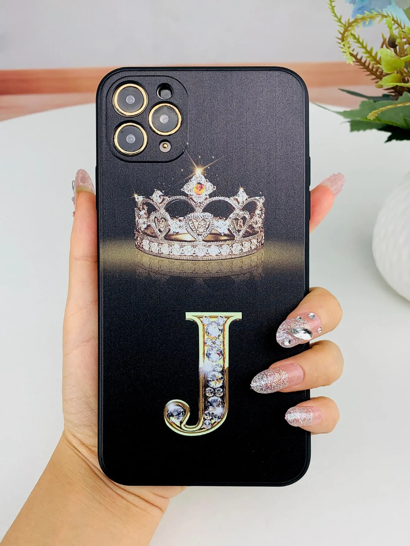 Crown & Letter Graphic Phone Case